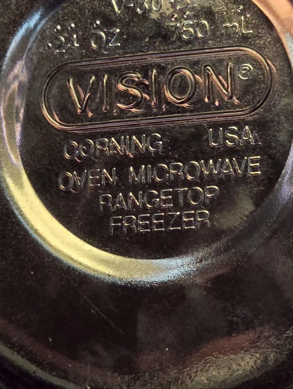 vintage Corning Visions 24-ounce cranberry glass round casserole Dish
